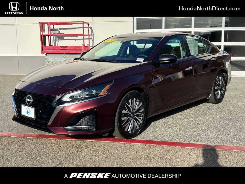 Thumbnail: 2025 Nissan Altima - 1