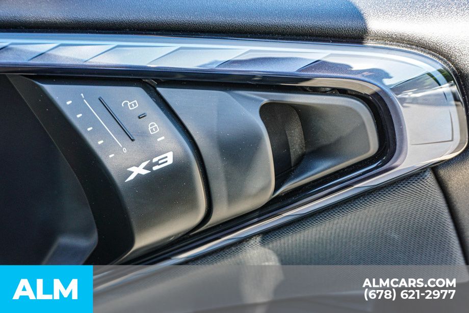 Used 2025 Gray BMW M50 xDrive image 59