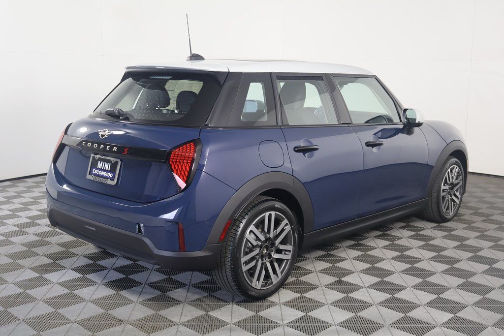 2025 MINI Cooper Hardtop S 2
