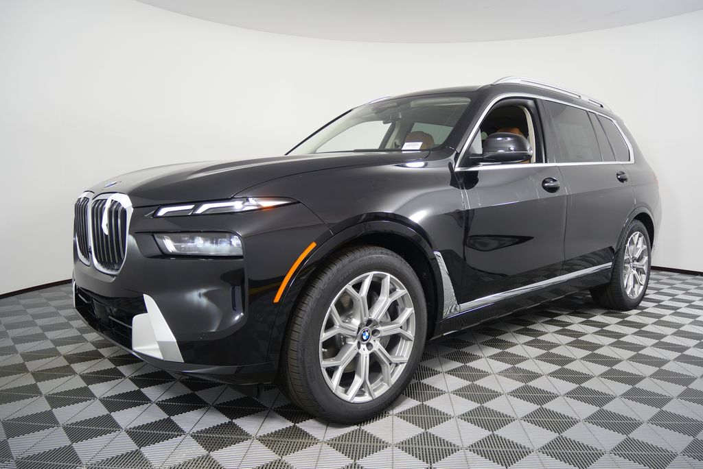 Thumbnail: 2026 BMW X7 - 7