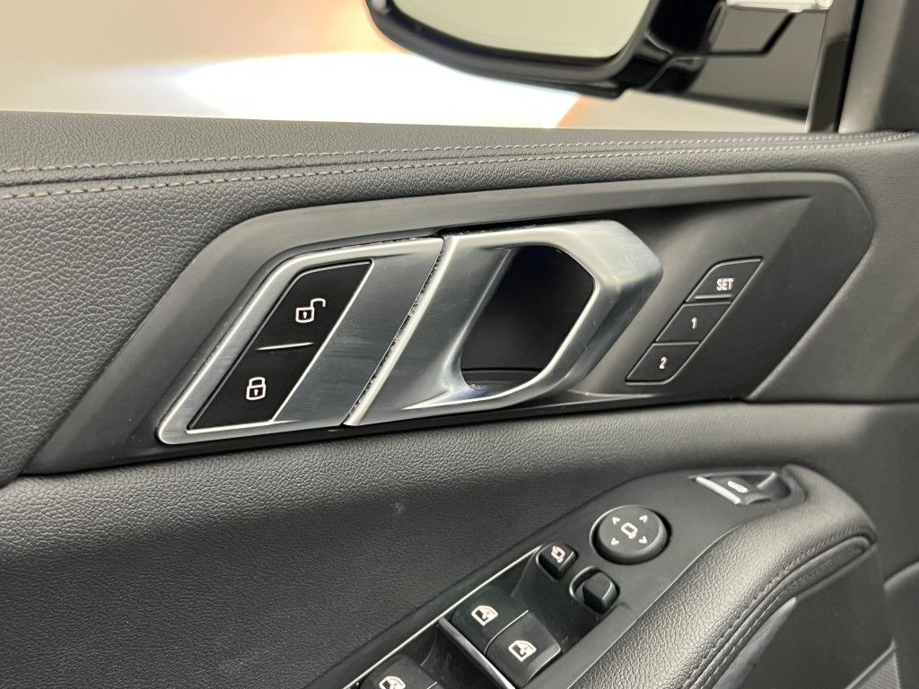 Thumbnail: 2022 BMW X5 - 25