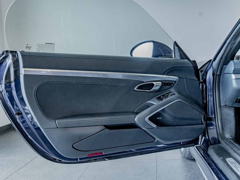 Certified Used 2024  Porsche S image 12