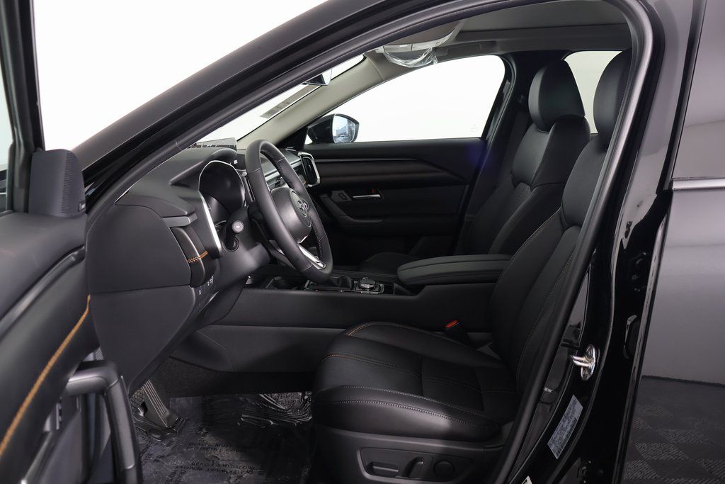 Thumbnail: 2025 Mazda CX-50 - 5