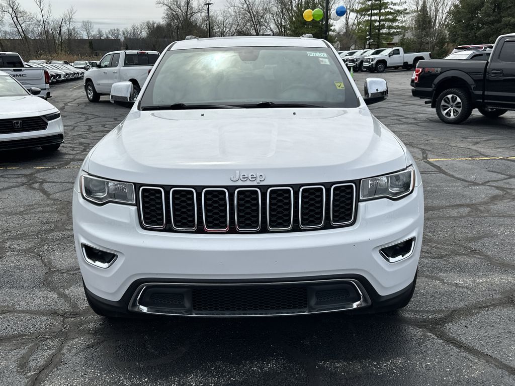 View vehicle photo 3