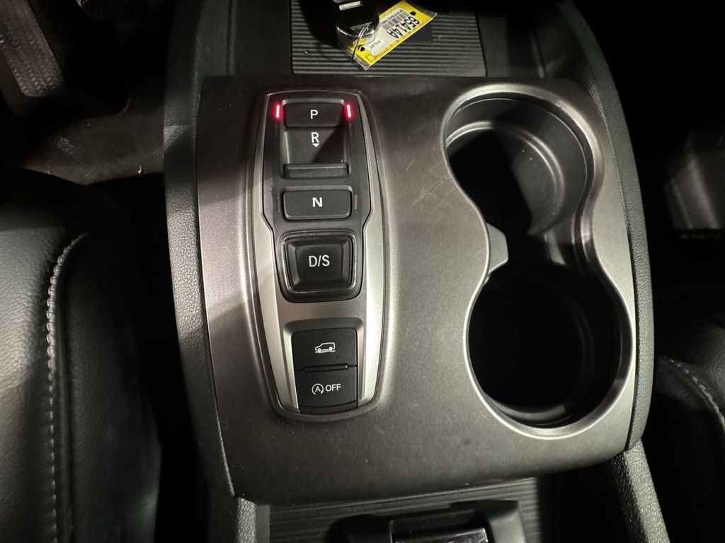 used 2022 Honda Pilot car, priced at $28,407