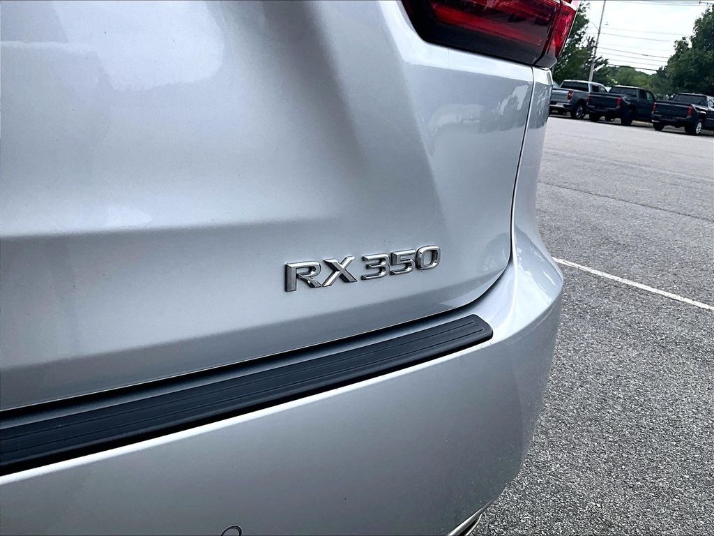 2017 Lexus RX — photo 29