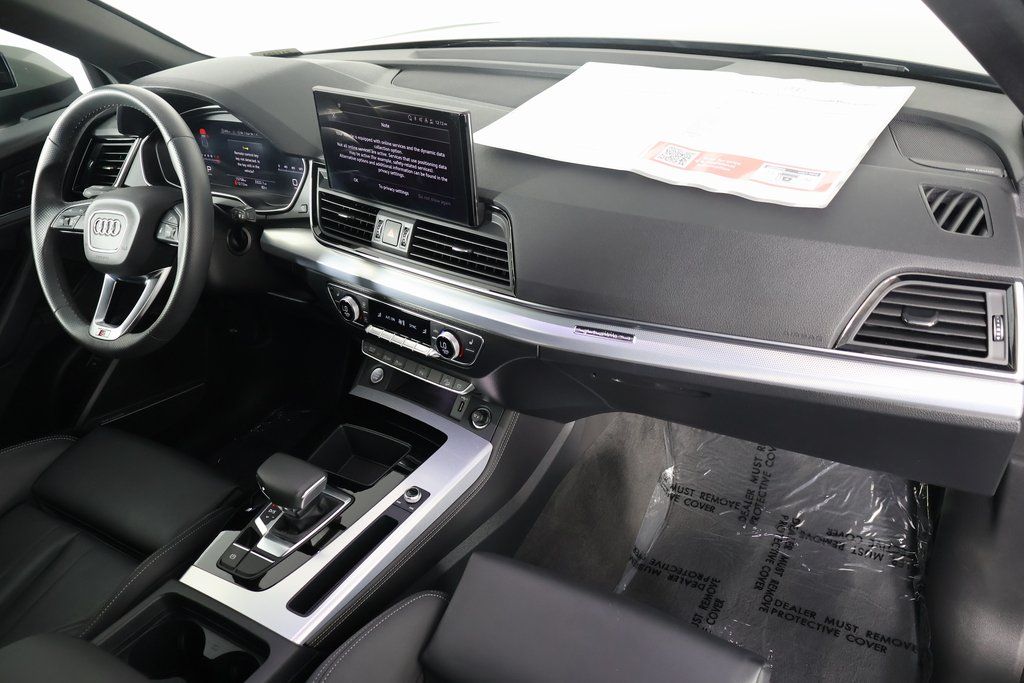Thumbnail: 2024 Audi Q5 - 9