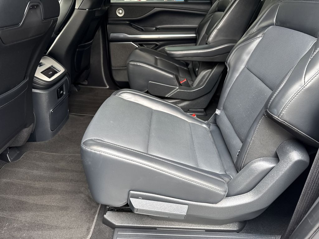 Used 2025 Lincoln Navigator L SUV