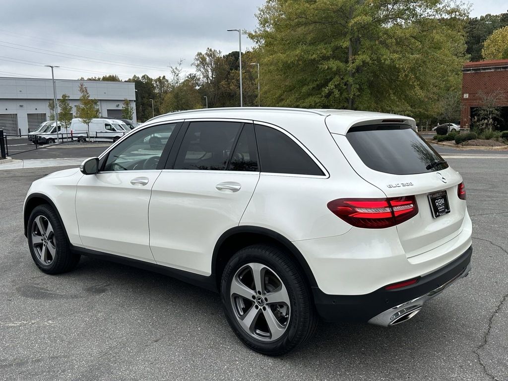 2018 Mercedes-Benz GLC GLC 300 6