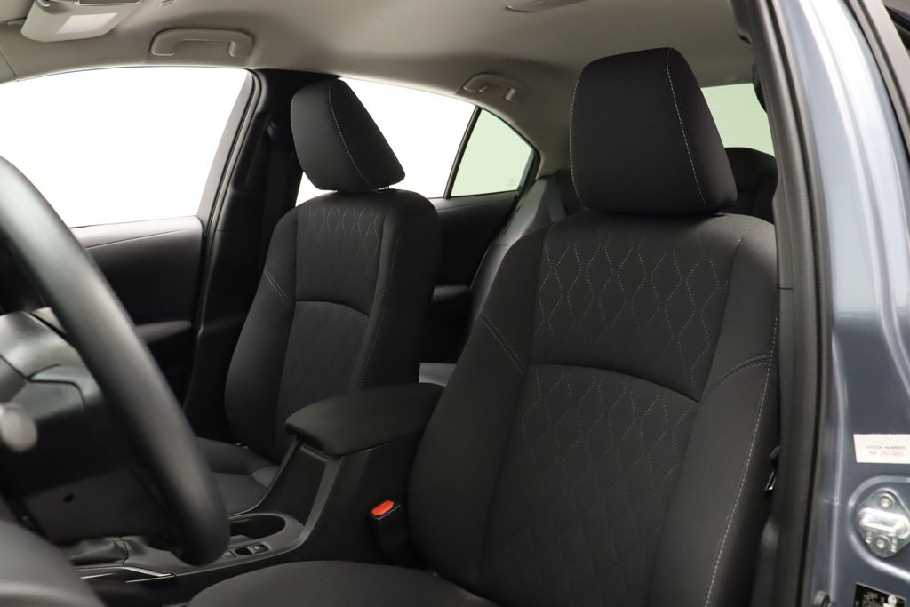 Thumbnail: 2025 Toyota Corolla - 13