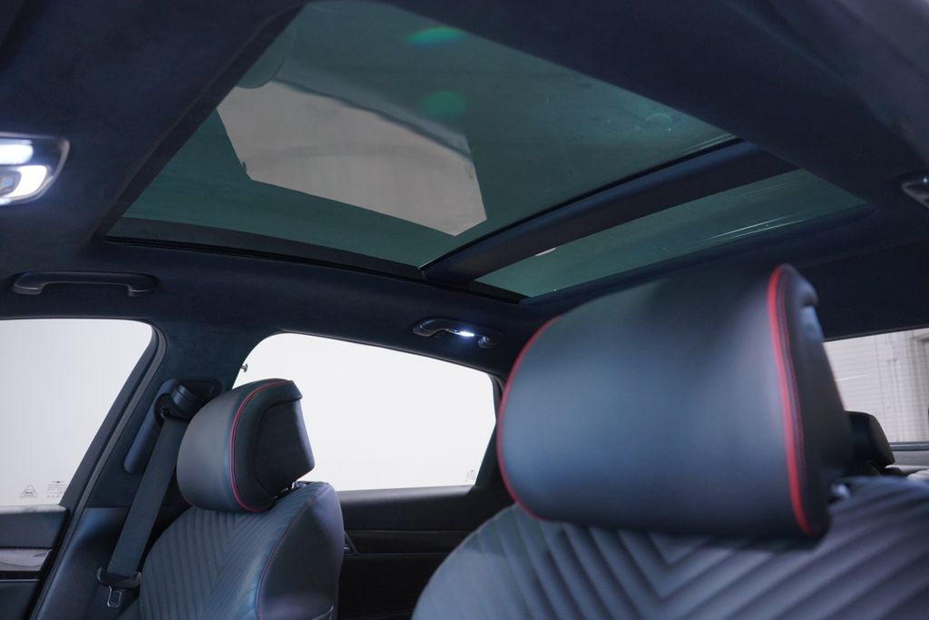 Thumbnail: 2024 Genesis G80 - 8