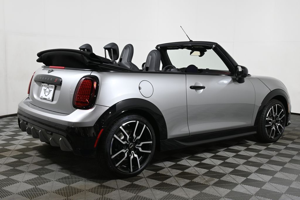 Thumbnail: 2026 MINI Cooper - 14