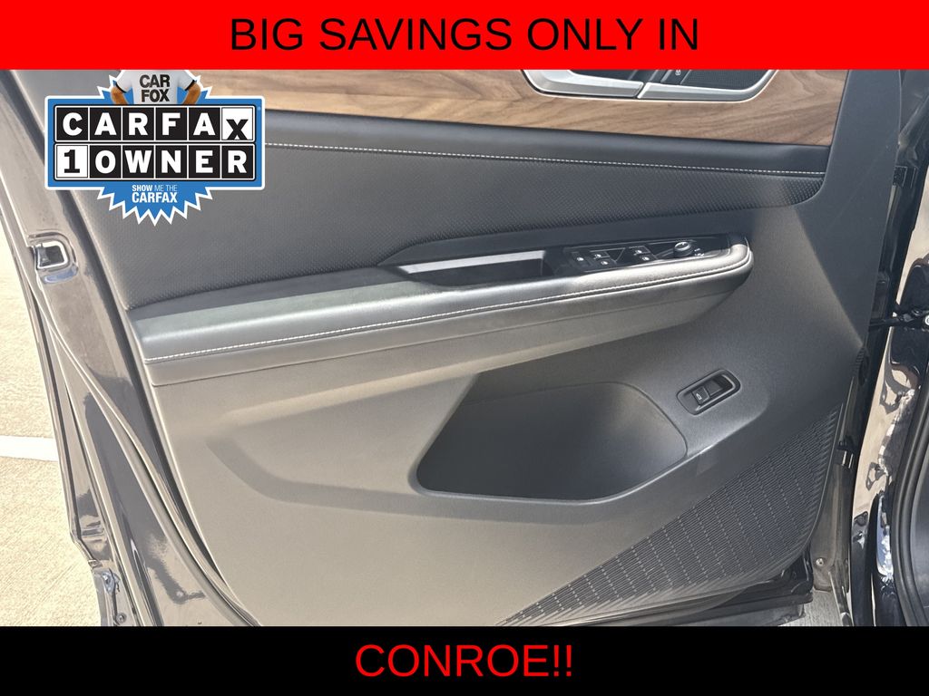 2024 Volkswagen Atlas 2.0T SE w/Technology Black at Don McGill Toyota
