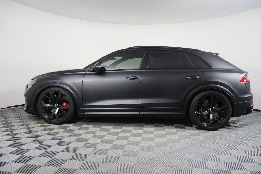 Thumbnail: 2021 Audi RS Q8 - 6