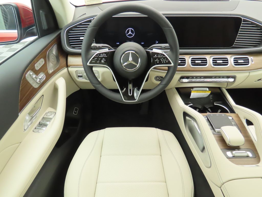 2024 Mercedes-Benz GLS 450 4MATIC 10