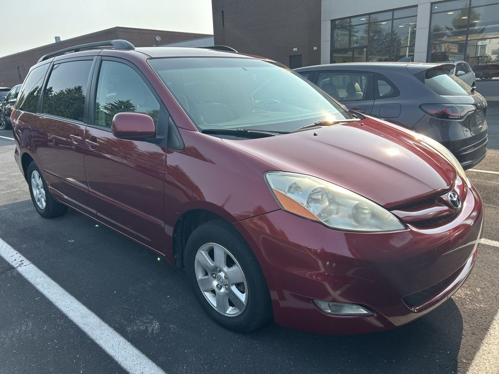 2007 Toyota Sienna XLE 4