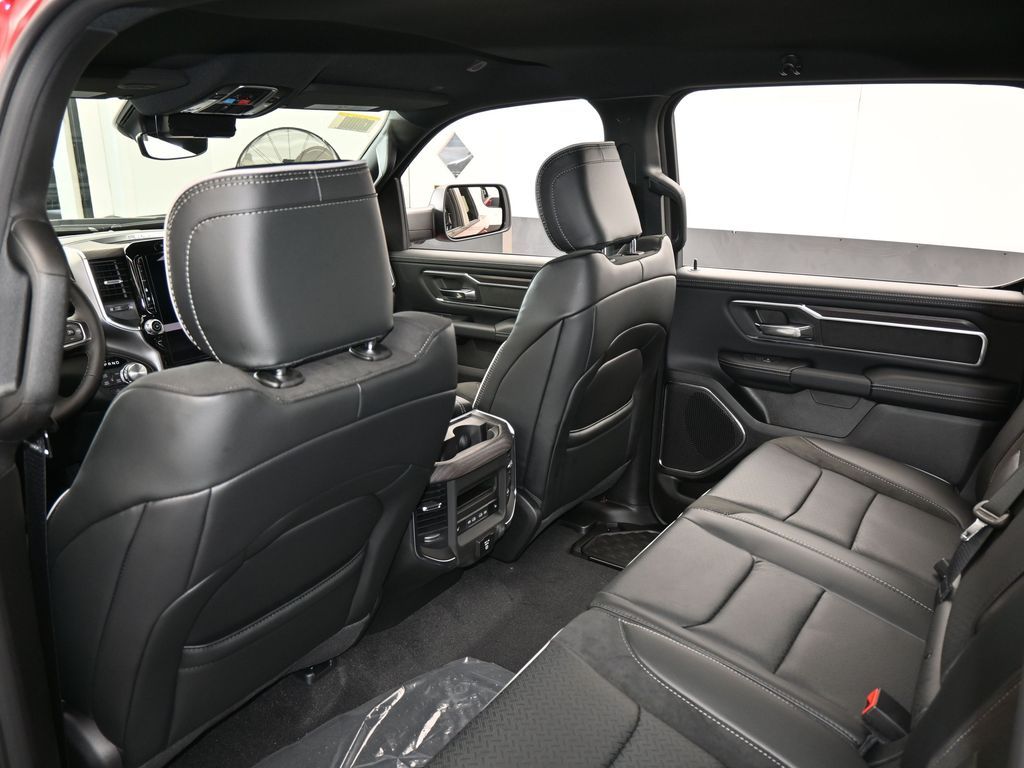 New 2026 Molten Red Pearlcoat Ram Laramie image 30