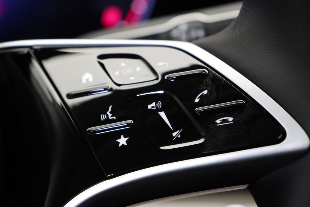 Thumbnail: 2026 Mercedes-Benz GLE - 22