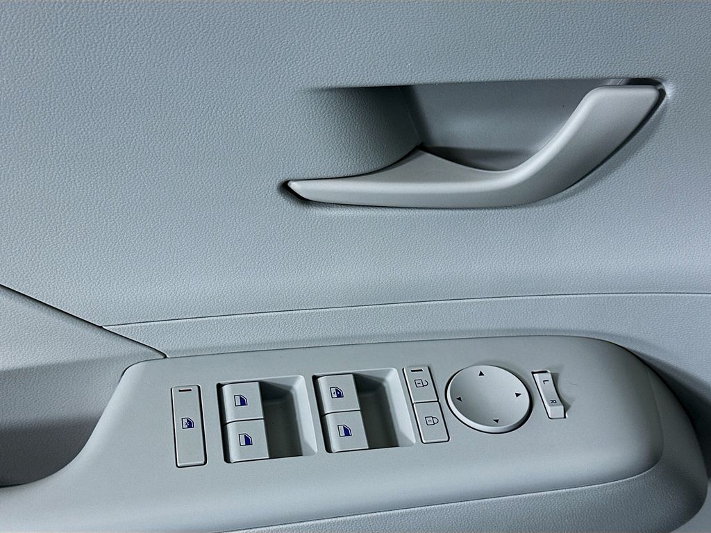 Thumbnail: 2025 Hyundai Kona - 17