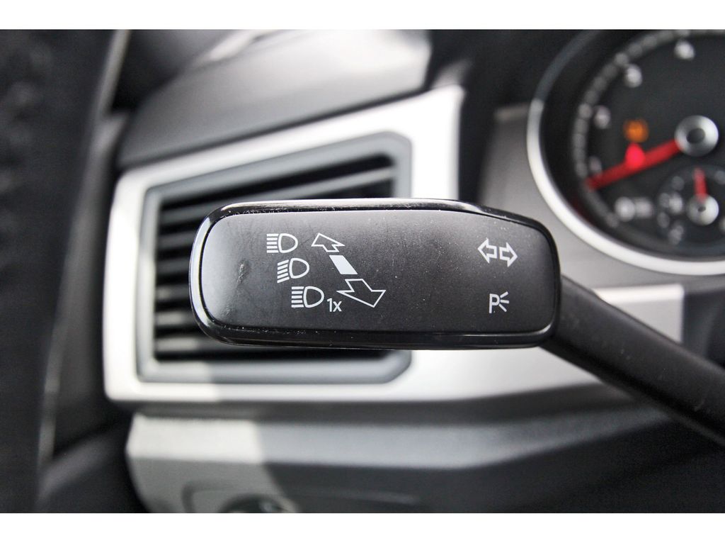 2020 Volkswagen Atlas Cross Sport 3.6L V6 SE w/Technology White at DeMontrond Auto Country