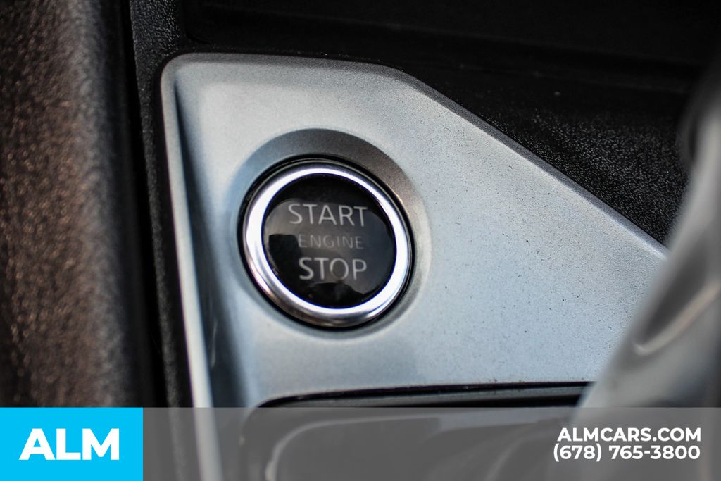 Used 2025 Black Nissan 2.5 SV image 28