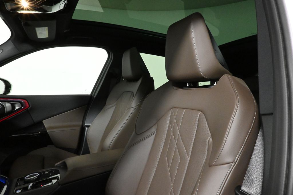 Thumbnail: 2026 BMW X3 - 16