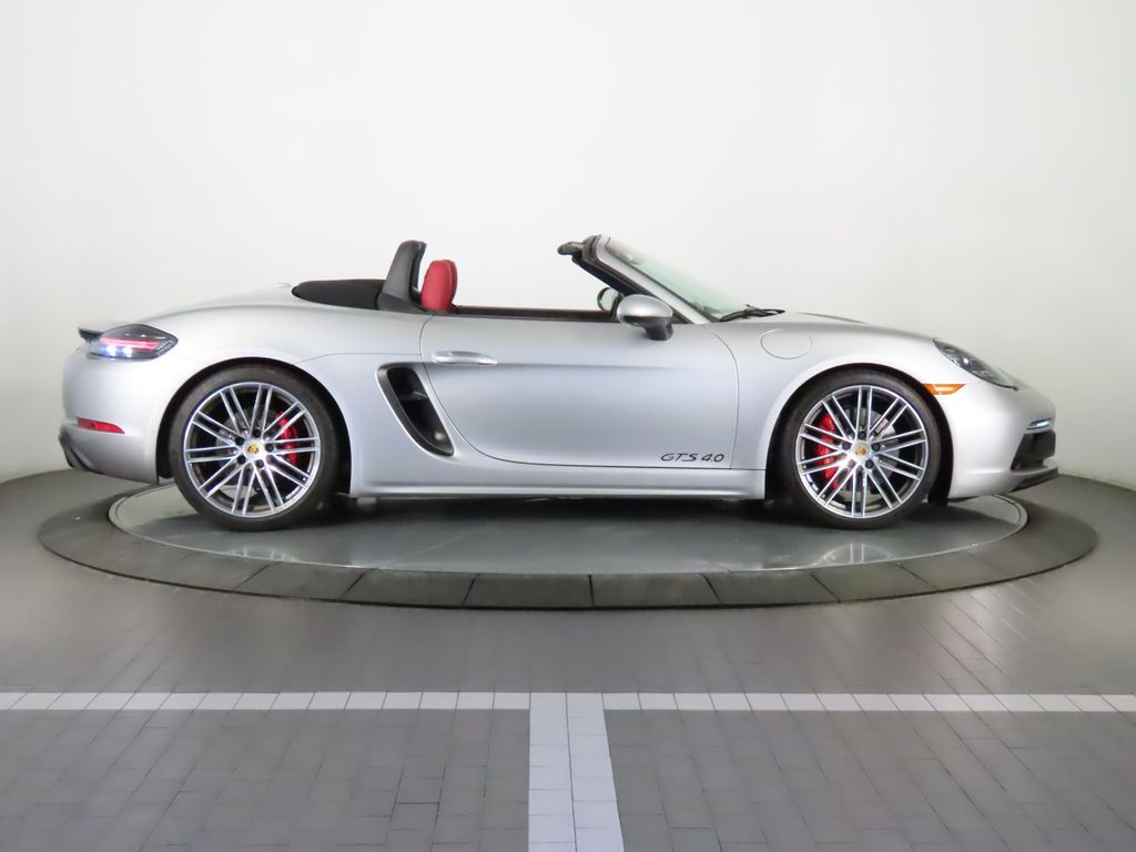 Thumbnail: 2021 Porsche 718 Boxster - 16