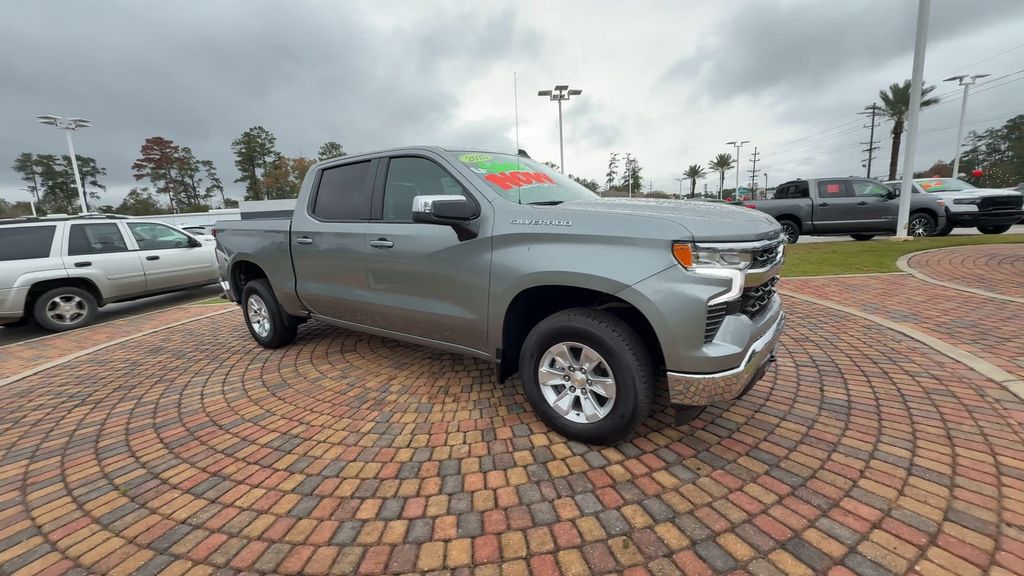 2025 Chevrolet Silverado 1500 LT Crew Cab 4WD