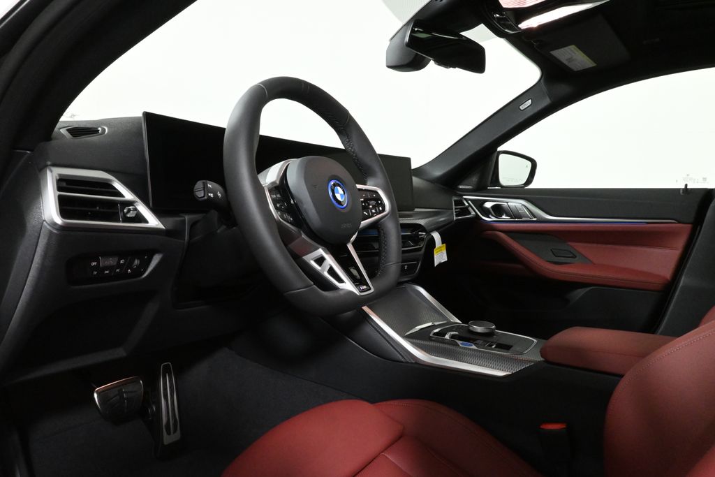 2025 BMW i4 xDrive40 15