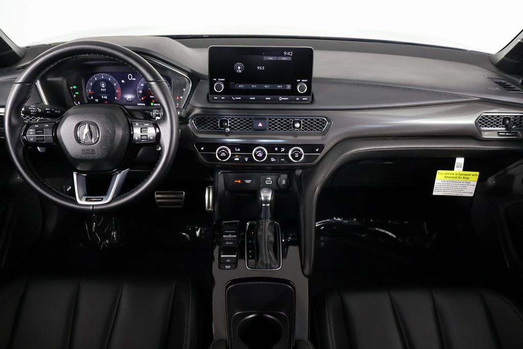 Thumbnail: 2025 Acura Integra - 8