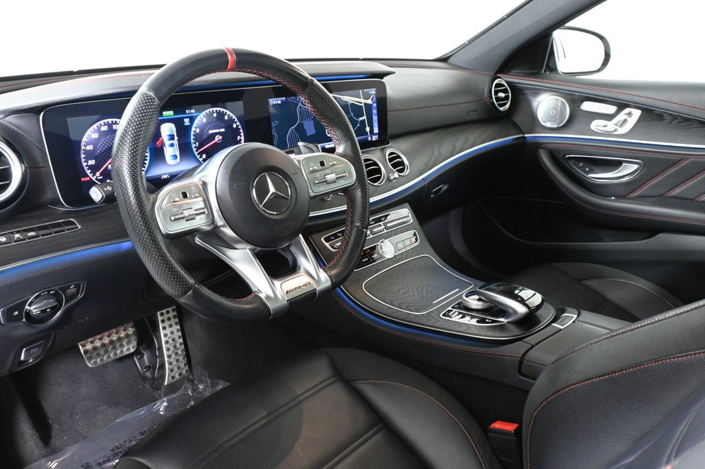 Thumbnail: 2020 Mercedes-Benz E-Class - 15