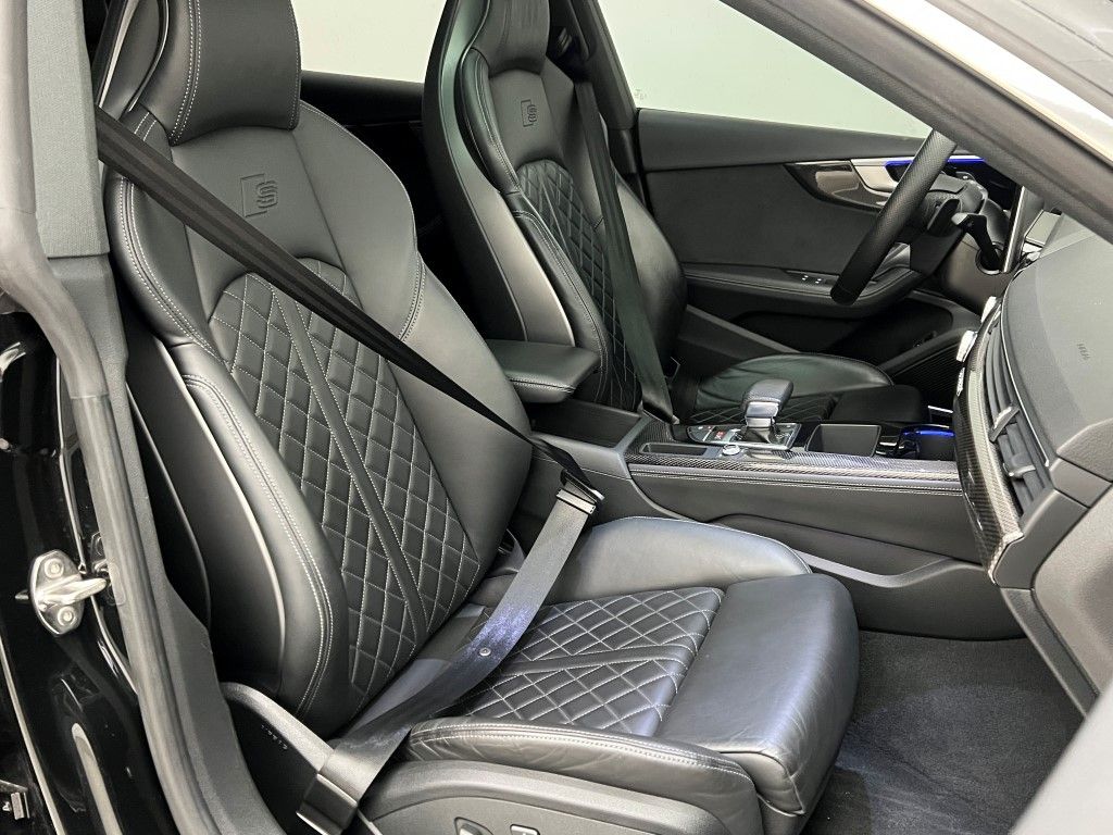 Thumbnail: 2023 Audi S5 - 12