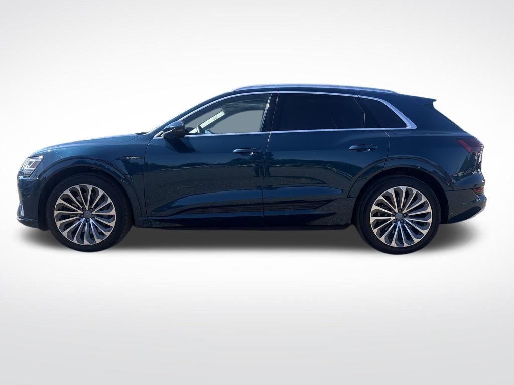2019 Galaxy Blue Metallic Audi e-tron Prestige AWD SUV