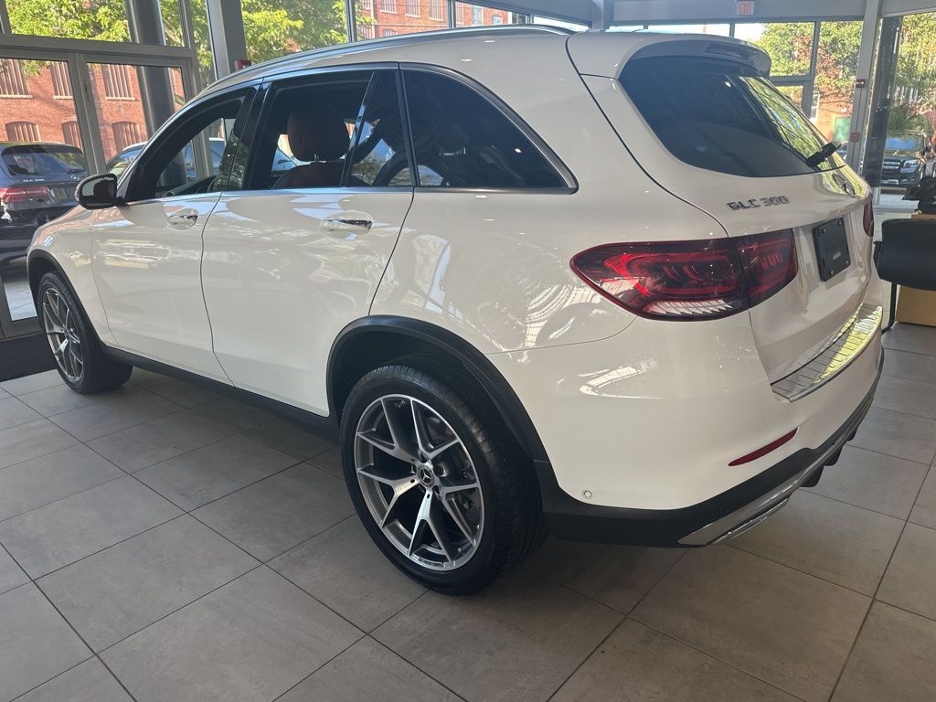 2021 Mercedes-Benz GLC GLC 300 5