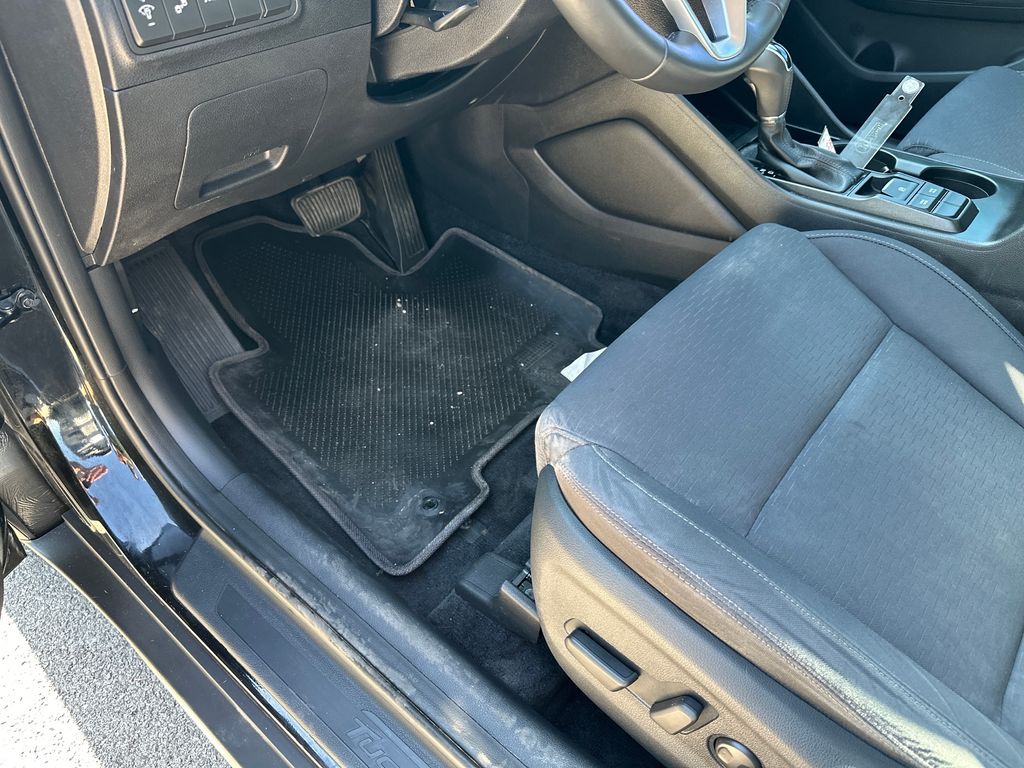 Used Car 2021 Hyundai Tucson  Sport For Sale Under $20,000 In Austin, Texas