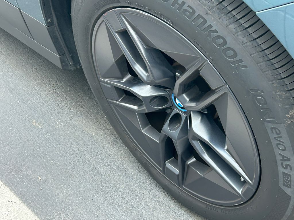 Thumbnail: 2023 BMW iX - 3