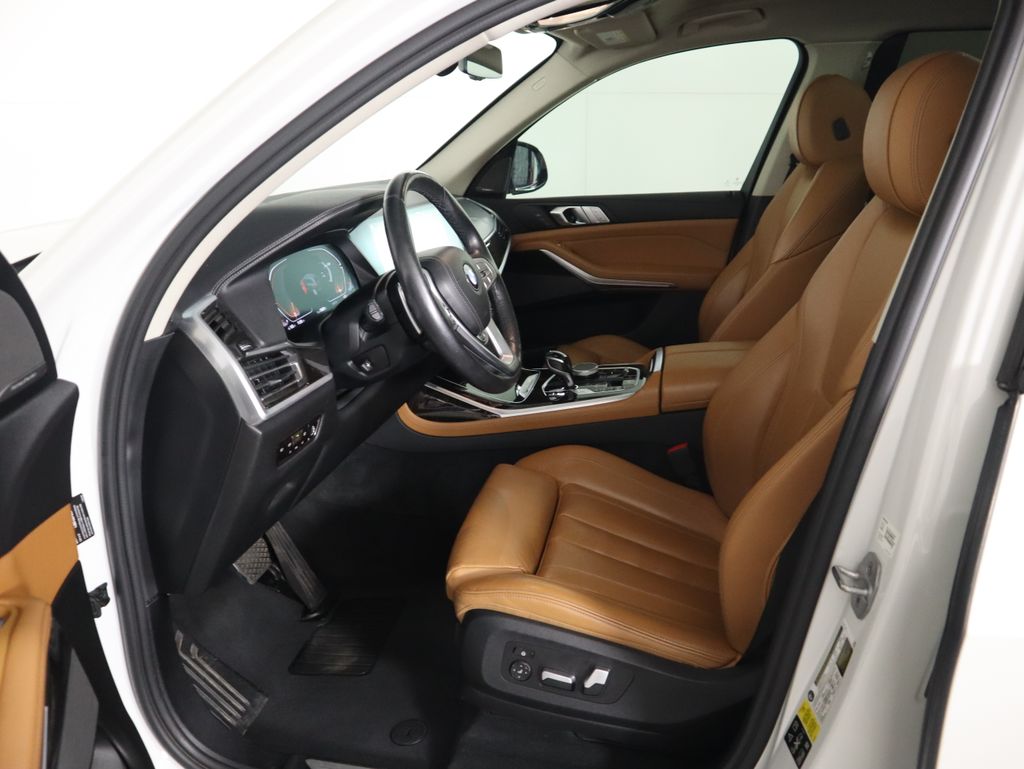 Thumbnail: 2021 BMW X7 - 20