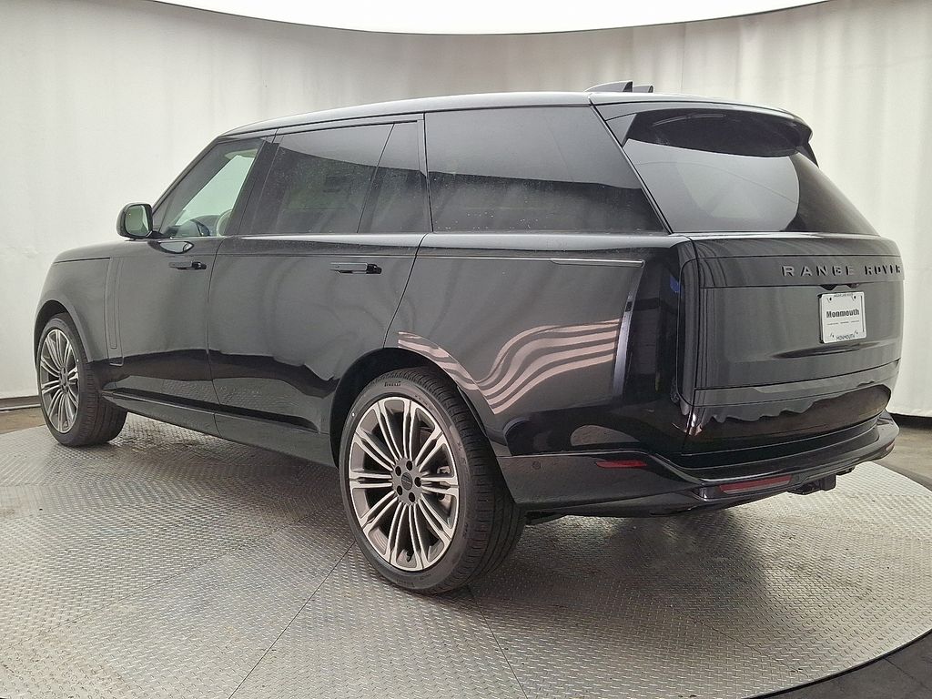 Thumbnail: 2026 Land Rover Range Rover - 4