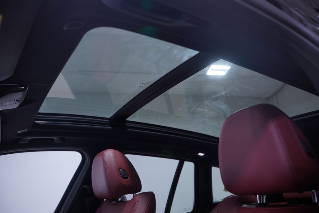 Thumbnail: 2023 BMW X3 - 8