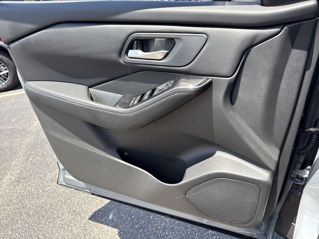 New 2026 Nissan Rogue SUV