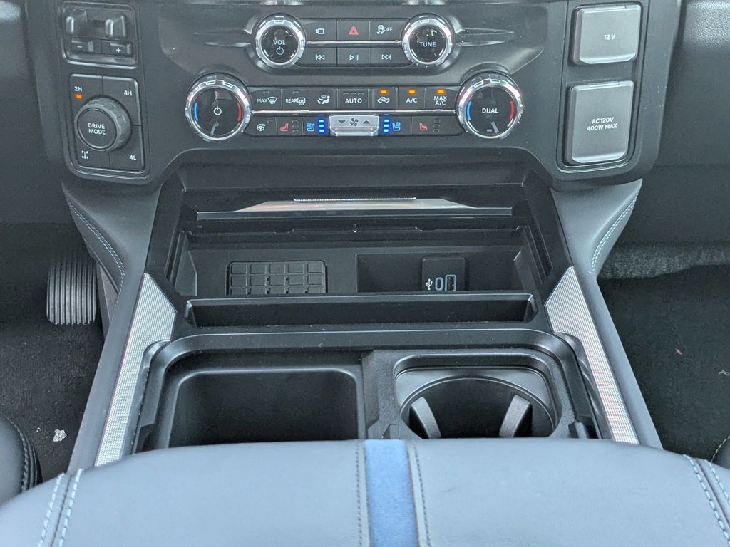 2026 Ford Super Duty F-350 SRW Platinum