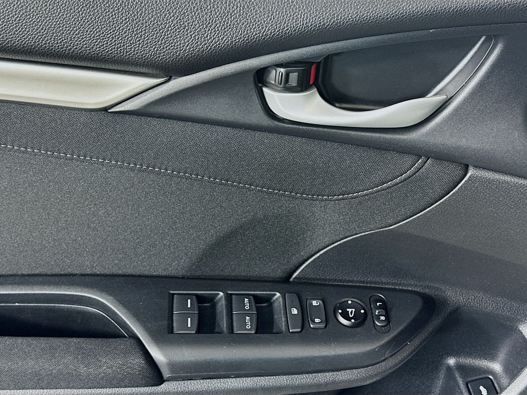 Thumbnail: 2019 Honda Civic - 16