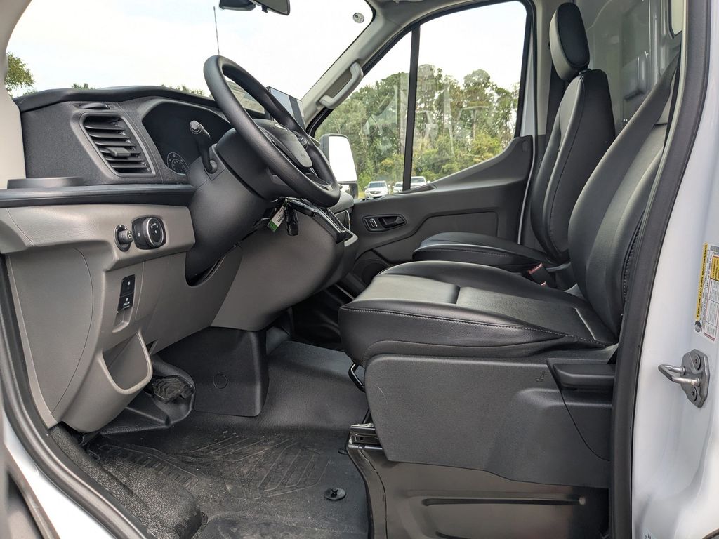 2025 Ford Transit-250 Cargo Van 