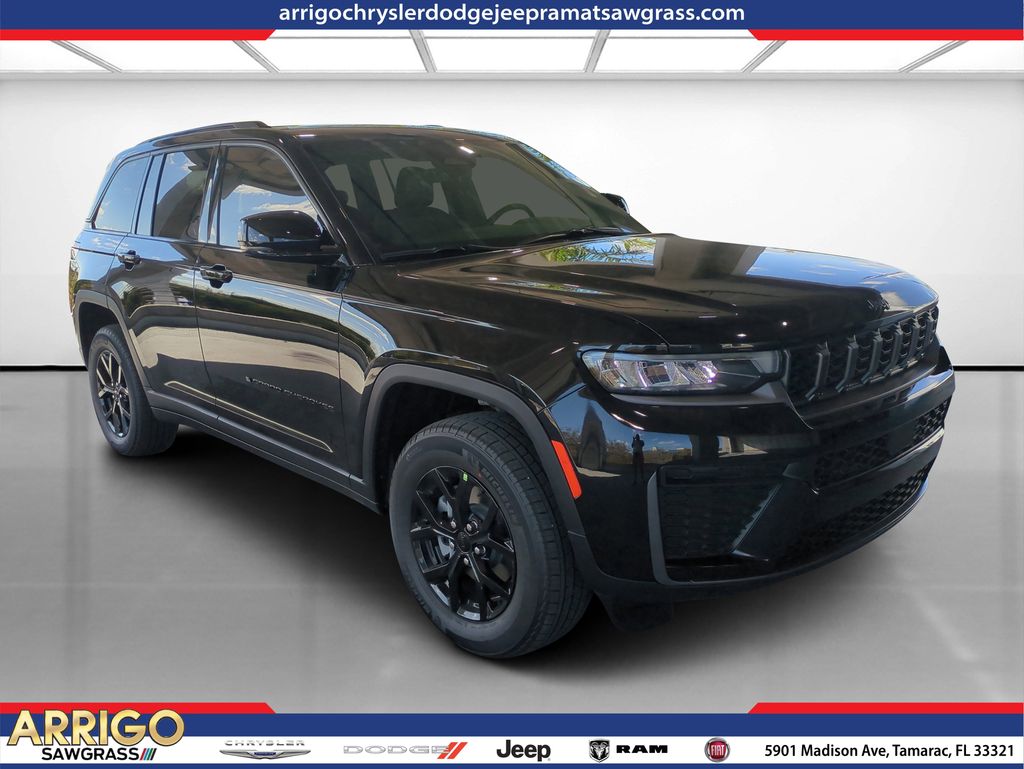 2026 Jeep Grand Cherokee Laredo