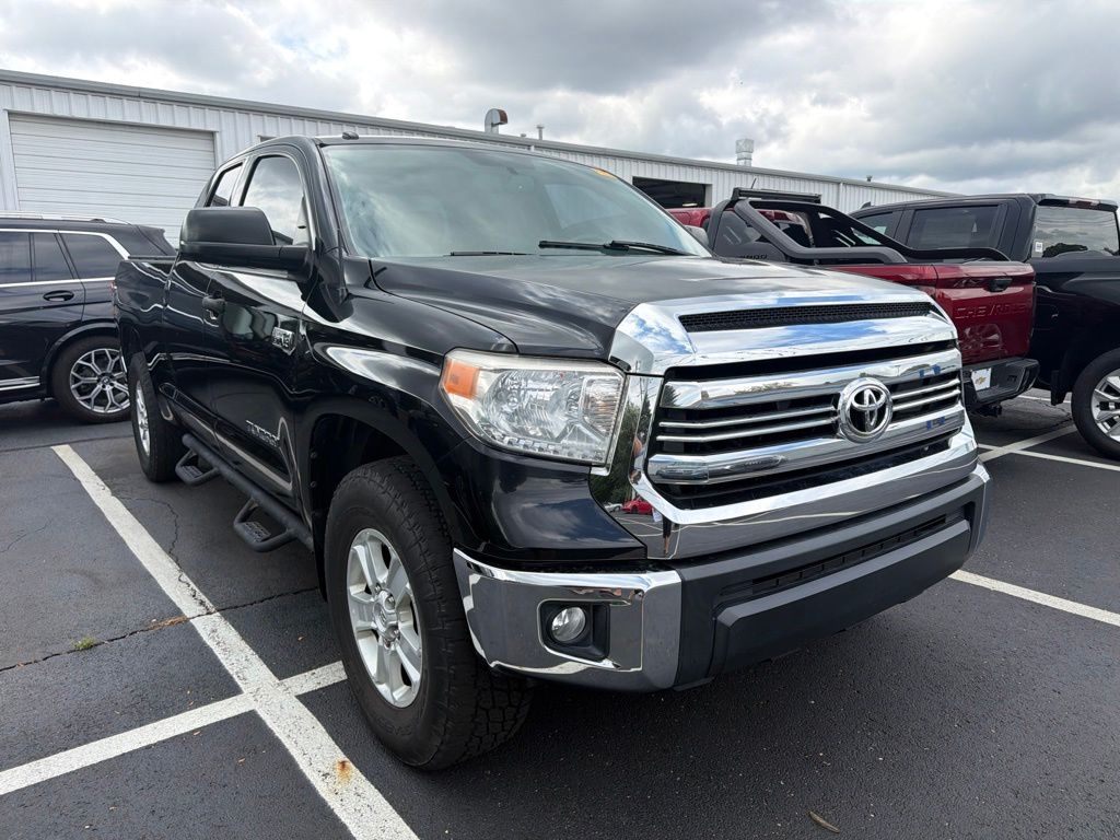 Thumbnail: 2017 Toyota Tundra - 4