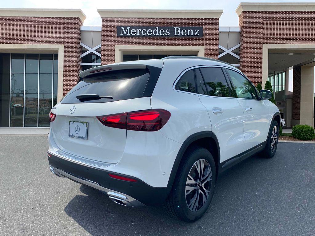 2025 Mercedes-Benz GLA 250 6