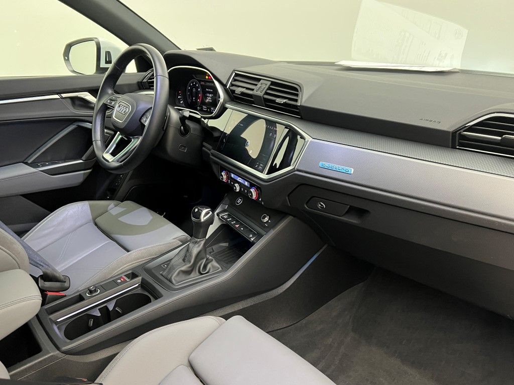 Thumbnail: 2023 Audi Q3 - 15