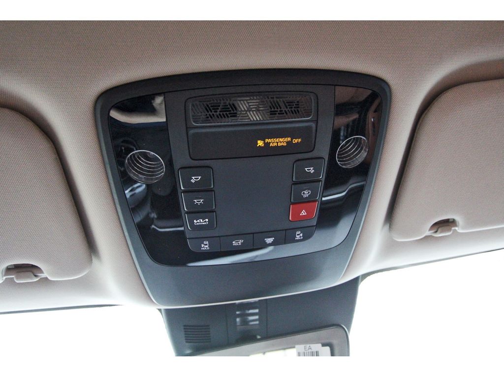 New 2026 Kia Carnival MPV Van