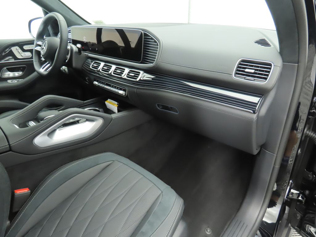 Thumbnail: 2025 Mercedes-Benz GLS - 19