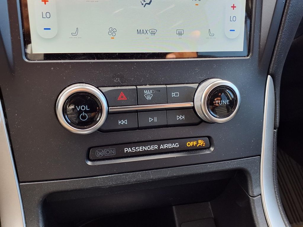 2024 Ford Edge SEL White at North Houston Mitsubishi